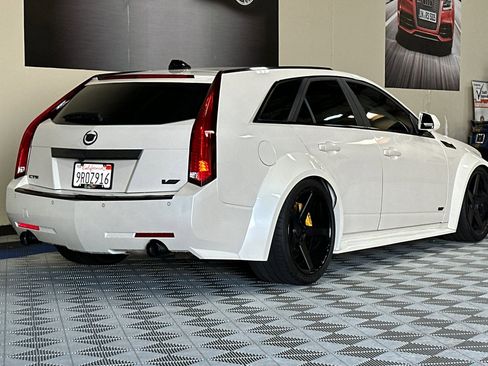 Used 2012 Cadillac CTS V image 4