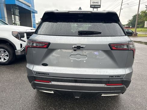 New 2025 Chevrolet Equinox ACTIV w/ Safety and Technology Package image 6