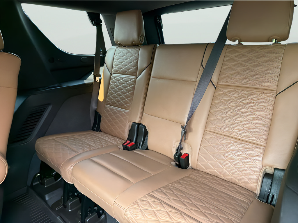 Used 2021 Cadillac Escalade Premium Luxury AWD/4WD image 37