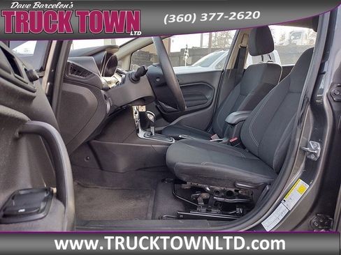 Used 2017 Ford Fiesta SE image 10