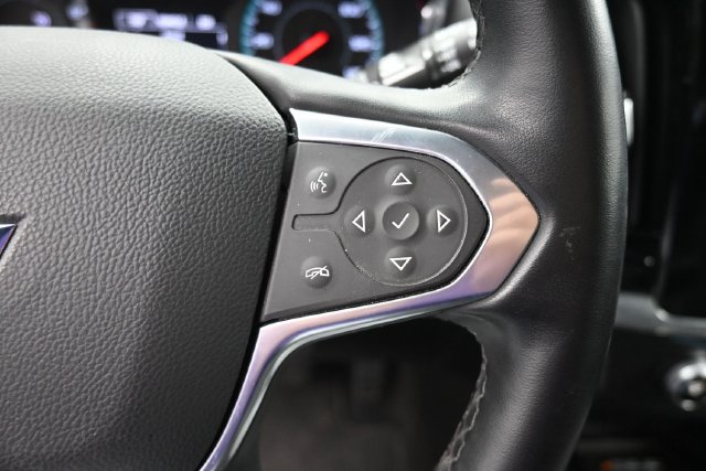 Used 2023 Chevrolet Traverse LT FWD image 24