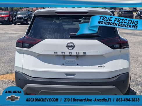 Used 2023 Nissan Rogue S AWD/4WD image 6