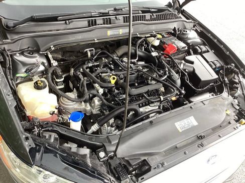 Used 2020 Ford Fusion SE FWD image 16