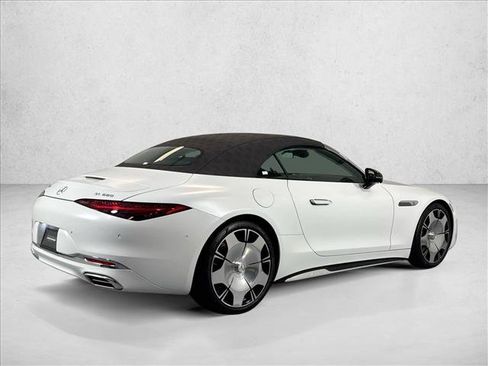 New 2026 Mercedes-Benz Maybach SL 680 image 5
