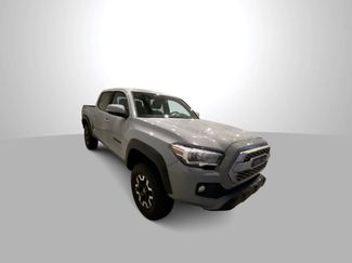 Used 2019 Toyota Tacoma TRD Off-Road video 2