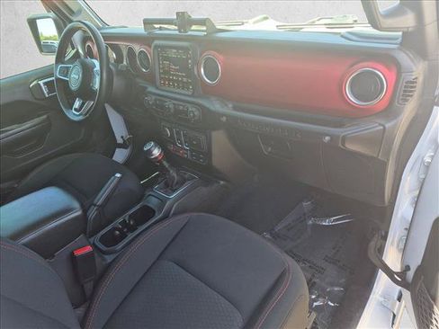 Used 2022 Jeep Wrangler Rubicon AWD/4WD image 27
