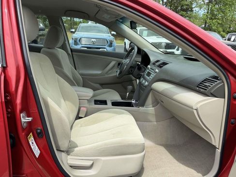 Used 2009 Toyota Camry LE image 10