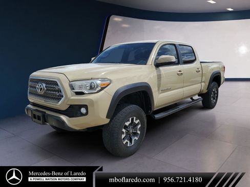 Used 2017 Toyota Tacoma TRD Off-Road w/ Premium & Technology Package AWD/4WD image 1