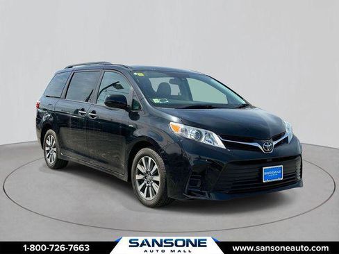 Certified 2020 Toyota Sienna LE w/ LE Preferred Package AWD/4WD image 1