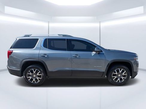 Used 2020 GMC Acadia SLE w/ Driver Convenience Package FWD image 2