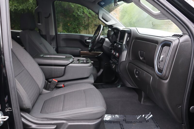 Used 2020 Chevrolet Silverado 1500 LT Trail Boss w/ Convenience Package AWD/4WD image 19