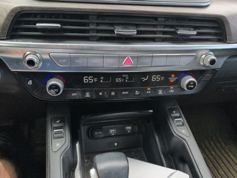 Used 2020 Kia Telluride EX w/ EX Premium Package AWD/4WD image 13