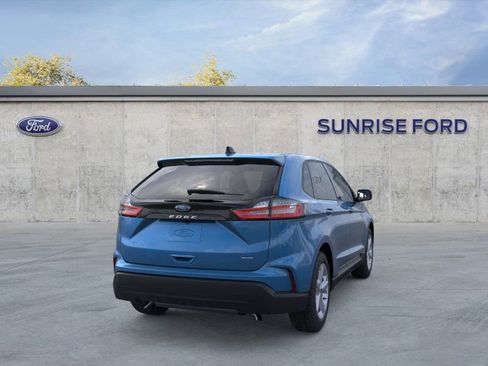 New 2024 Ford Edge SE image 8