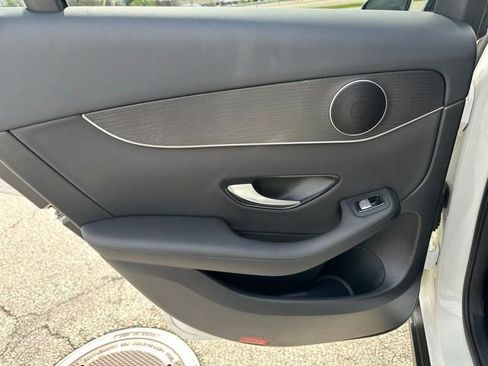 Used 2022 Mercedes-Benz GLC 300 4MATIC image 18