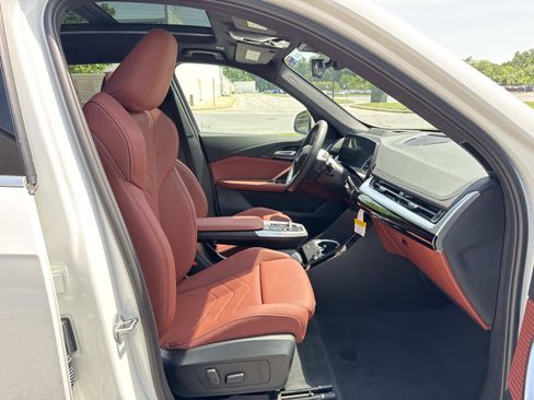 New 2026 BMW X1 xDrive28i w/ Technology Package AWD/4WD image 16