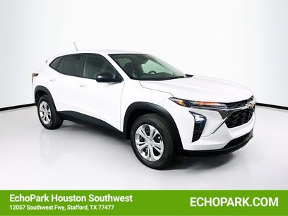 Used 2025 Chevrolet Trax LS