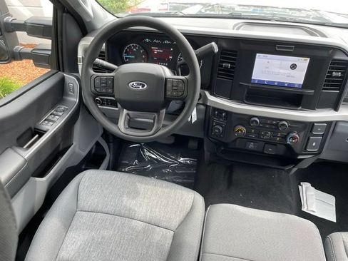 New 2026 Ford F250 XL w/ STX Appearance Package AWD/4WD image 11