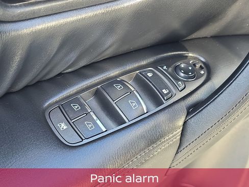 Used 2024 Nissan Armada SV image 15