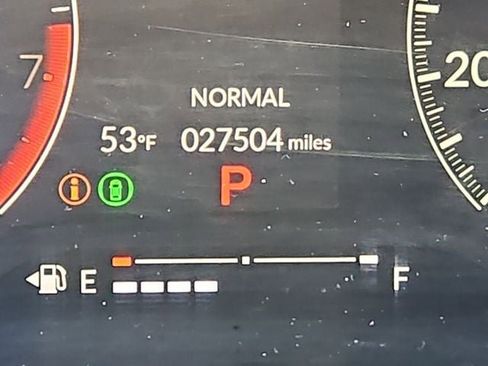 Used 2025 Honda Civic Sport image 28