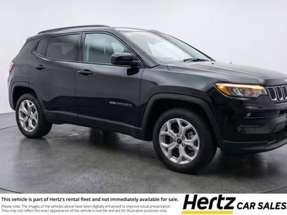 Used 2025 Jeep Compass Latitude