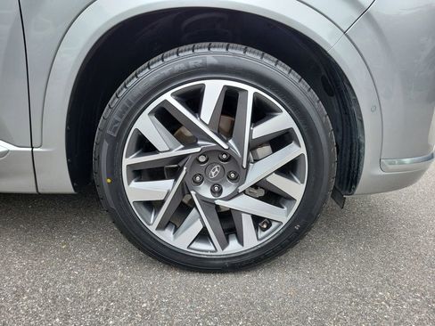 Certified 2023 Hyundai Santa Fe Calligraphy w/ Cargo Package FWD image 6