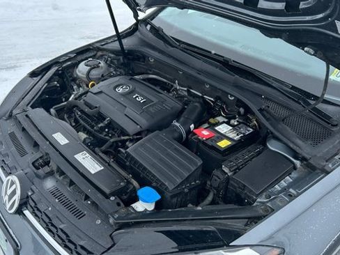 Used 2018 Volkswagen Golf Alltrack image 59