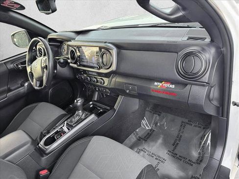 Certified 2021 Toyota Tacoma TRD Off-Road w/ Technology Package image 20