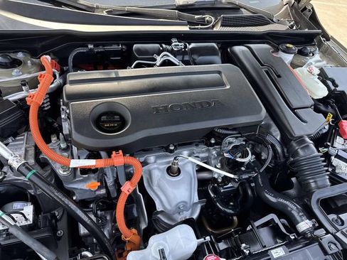 Used 2025 Honda Civic Sport image 37