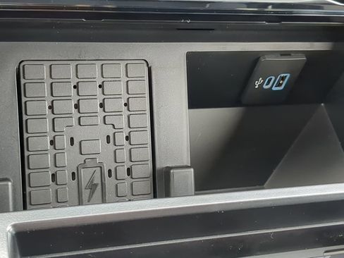 New 2026 Ford F250 Lariat w/ Lariat Premium Package image 56