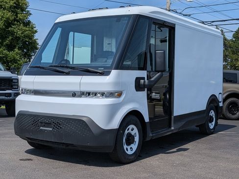 Used 2024 Chevrolet Brightdrop 400 w/ Commercial Equipment Package AWD/4WD image 8