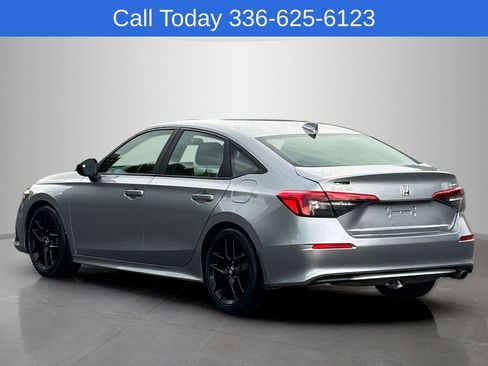 Used 2023 Honda Civic Sport image 5