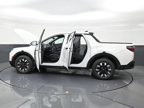 Used 2026 Hyundai Santa Cruz SE FWD image 30