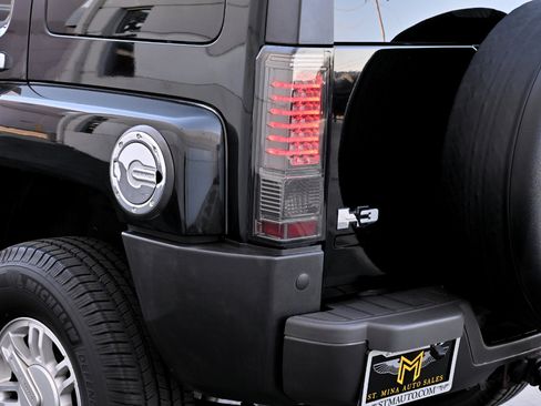 Used 2006 HUMMER H3 image 26
