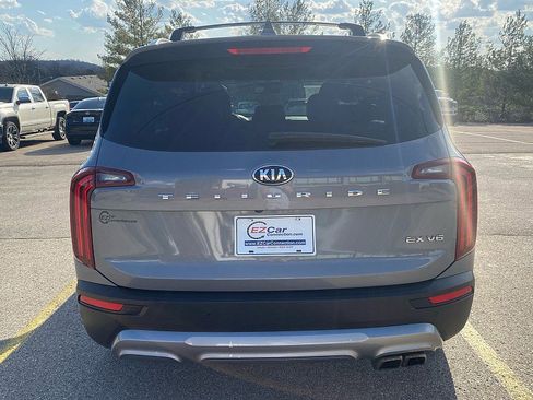 Used 2021 Kia Telluride EX image 7