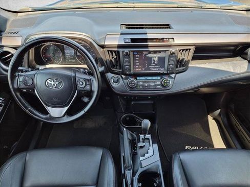 Used 2017 Toyota RAV4 SE AWD/4WD image 18