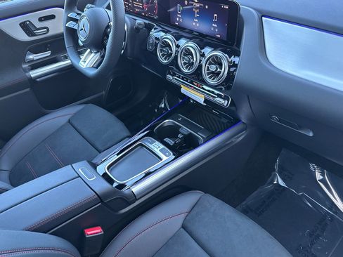 New 2026 Mercedes-Benz GLA 35 AMG 4MATIC image 28