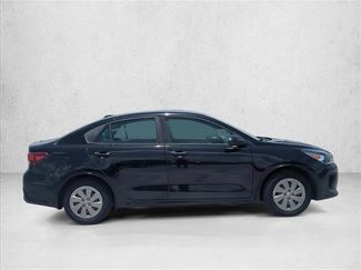 Used 2019 Kia Rio S FWD video 4