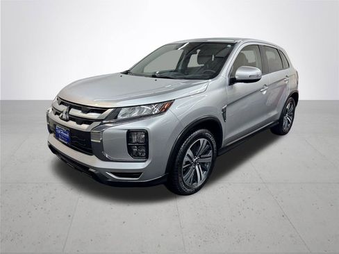 Used 2024 Mitsubishi Outlander Sport SE AWD/4WD image 2