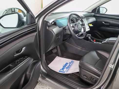 Used 2023 Hyundai Tucson SEL w/ Convenience Package AWD/4WD image 3