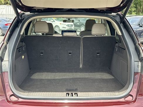 Used 2022 Lincoln Nautilus FWD image 11