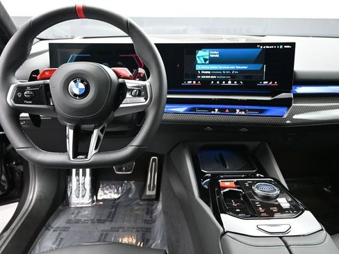 Used 2026 BMW M5 Touring image 12