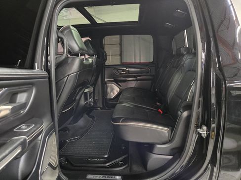 Used 2020 RAM 1500 Limited w/ Black Appearance Package AWD/4WD image 21