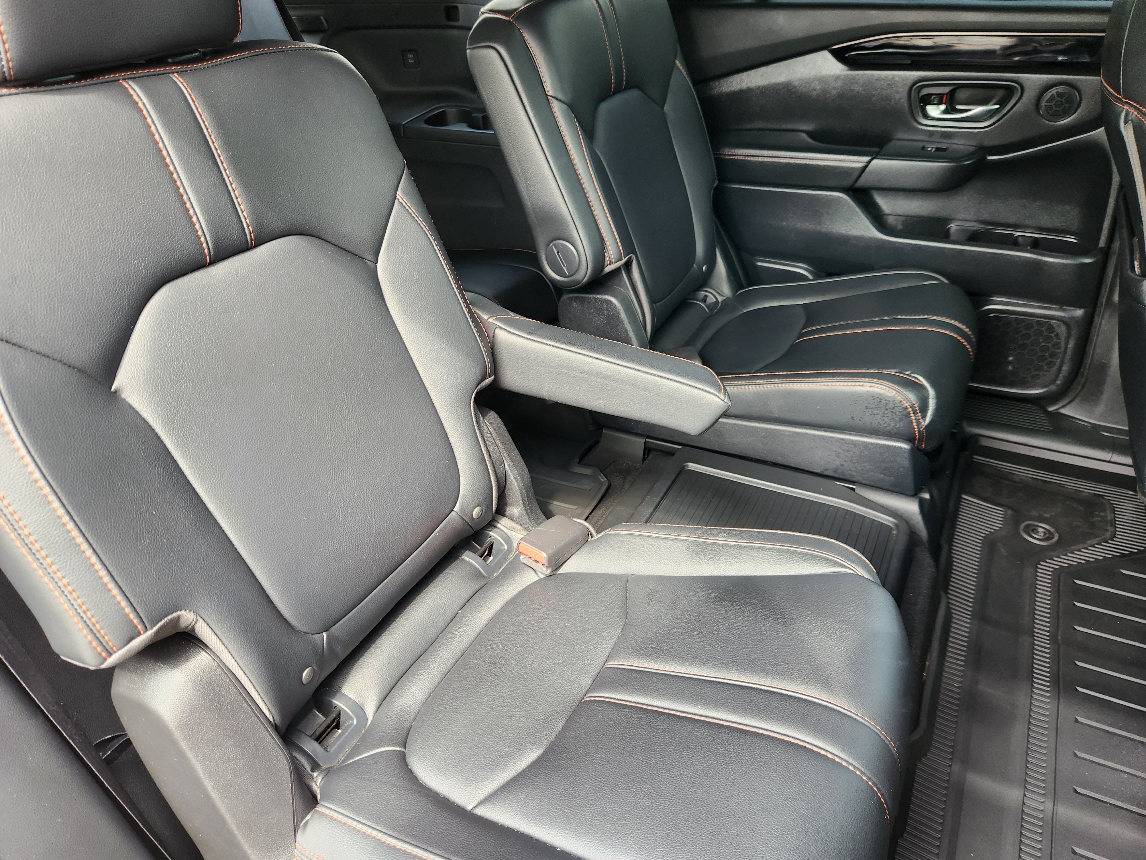 Certified 2024 Honda Pilot TrailSport image 17