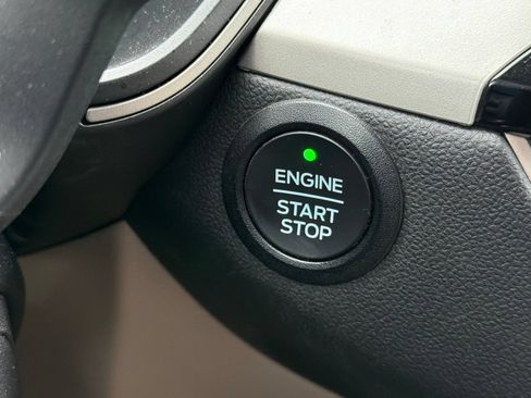 Used 2021 Ford Escape SE AWD/4WD image 24
