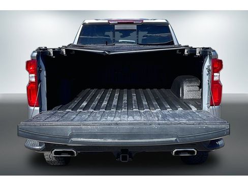 Used 2024 Chevrolet Silverado 1500 LT Trail Boss w/ LT Trail Boss Premium Package AWD/4WD image 7