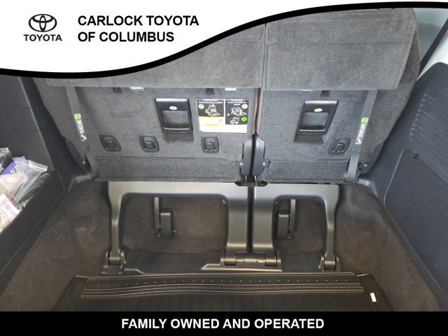 Used 2022 Toyota Sienna Platinum AWD/4WD image 17