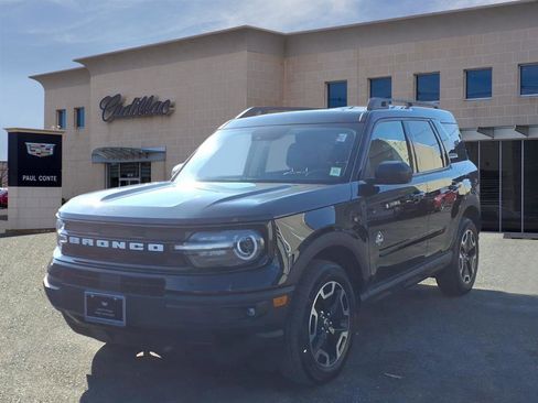 Used 2024 Ford Bronco Sport Outer Banks w/ Tech Package image 1