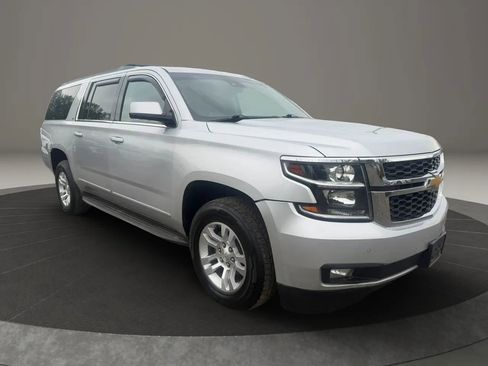 Used 2015 Chevrolet Suburban LT AWD/4WD image 3