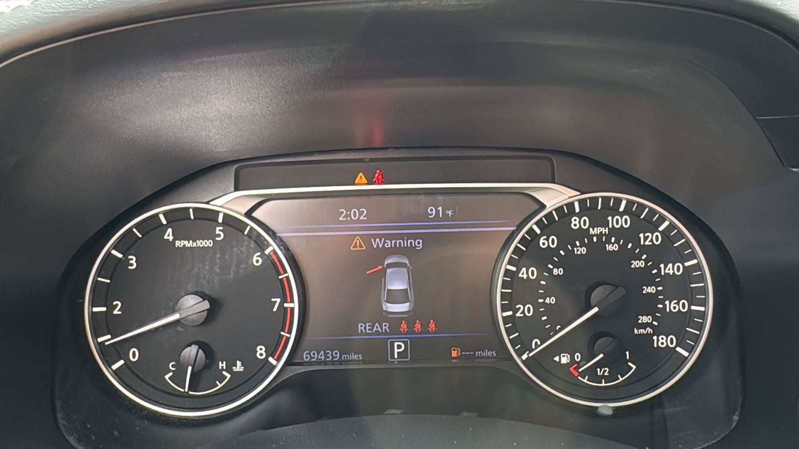 Used 2023 Nissan Altima 2.0 SR FWD image 10