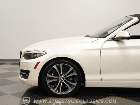 Used 2017 BMW 230i Convertible image 23